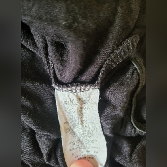 Black and Gray Floral Women's Top - Picture 5 of 5